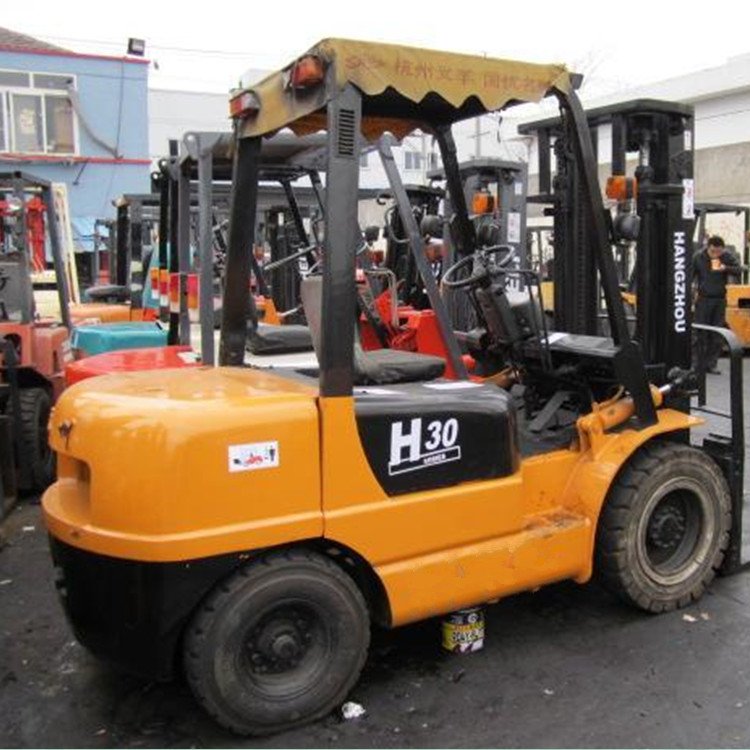 公明叉车出租卸货电话|装卸设备优选|高效保障服务